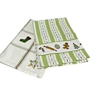 TAG Christmas Holiday Theme Tea Towels Set of 2 Natural Green & Red Hostess Gift